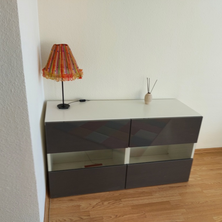 Helles/ruhiges und frisch renoviertes Appartement (24 qm) bei der Hauptmensa und Unibibliothek ab 1.10.26 zu vermieten. Das attraktive Angebot eine vollmöblierte, löffelfertige Wohnung im Köln Campus. Das Haus ist sehr gepflegt und sicher. – Zülpicher Wall 16, 50674 Köln Neustadt-Süd – Vorschaubild 5