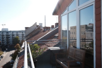 Gemütliches Dachgeschoss zentral für 6 Monate evtl. länger — photo 1