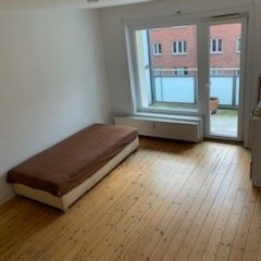 Imagen del anuncio: Möbliertes 17qm Zimmer  in 2er Wg, Barmbek