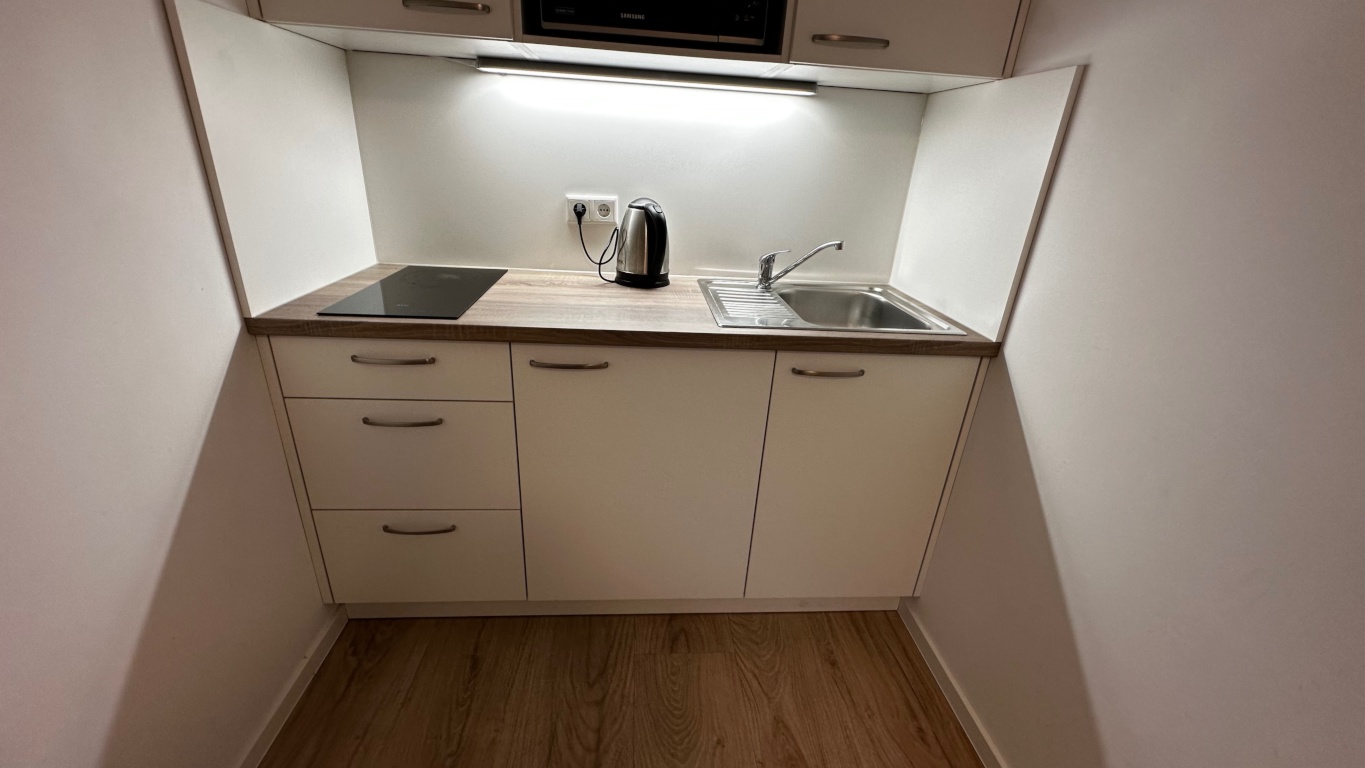 Gemütliche 1-Zimmer-Wohnung in Ingolstadt für Praktikanten, Azubis und Studenten – 85055 Ingolstadt Nordost – Vorschaubild 14