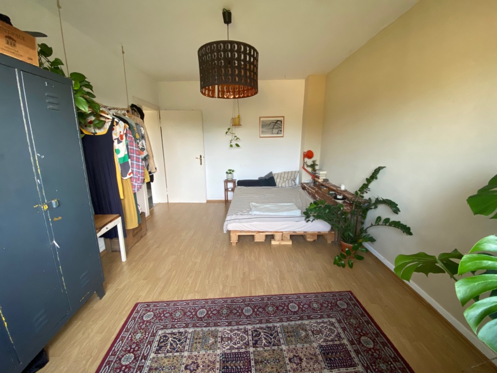Zwischenmiete - 3 Zimmer Wohnung mit Balkon in Köln Braunsfeld – Alsdorfer Straße, 50933 Köln Braunsfeld – Vorschaubild 2