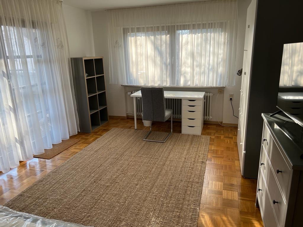WG-Zimmer Heilbronn - - Zimmer mit Balkonmitbenutzung