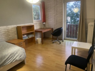 Frm November furnished room, near Luxembourg commuter bus stop
