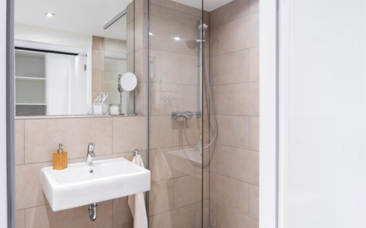 1 Room Flat Frankfurt am Main Riedberg Altenhöferallee - picture 4