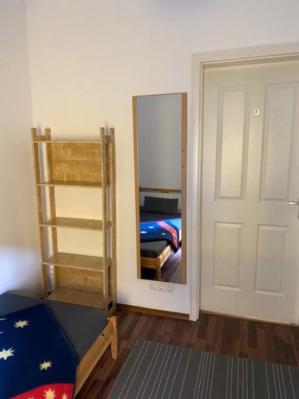 1 Zimmer/ Studenten-WG/ Mädels-WG - neu möbliert - ab 1 Zi. sofort - 5er WG 250,00 € incl. aller Nebenkosten – Bgm.-Smidt-Str. 169, 27568 Bremerhaven Mitte – Vorschaubild 10
