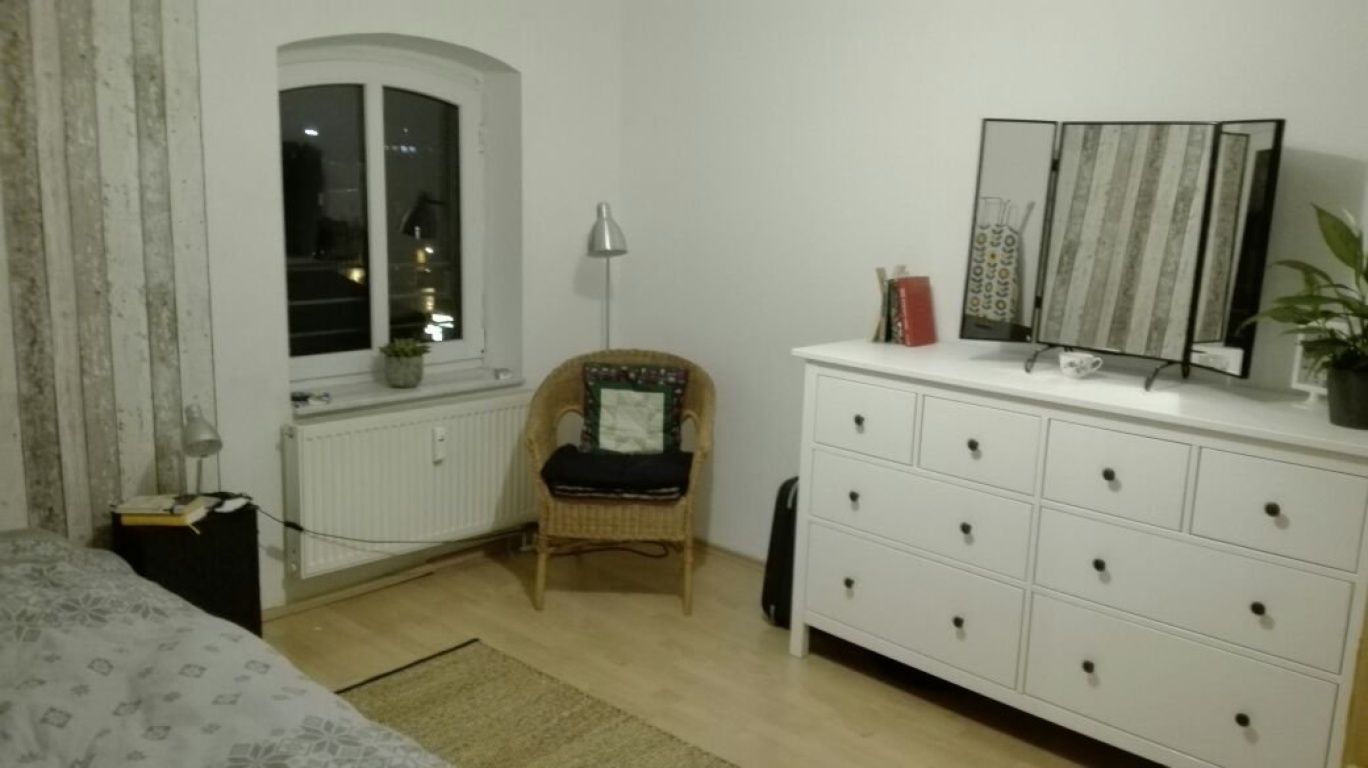 Schöne Dachwohnung mit Sonnenbalkon ! – Dryanerstrasse 8, 6110 Halle (Saale) Halle – Vorschaubild 6