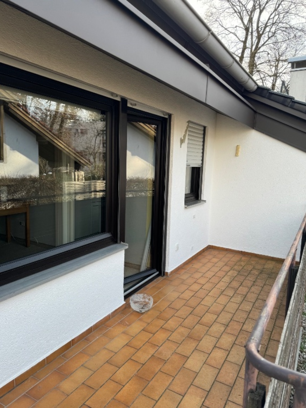 Flat Ottobrunn Burgmaierstraße 9A - Balkon mit Treppe in den Garten