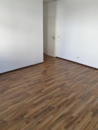 Imagen del anuncio: ¡Nuestro GT está buscando a USTED! → WG habitaciones en el centro y cerca de la universidad