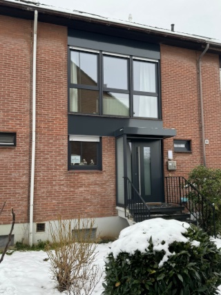Ad image: Schönes helles geräumiges Einfamilien-Reihenhaus in Bonn-Buschdorf, WG geeignet, 4 Zimmer, Bad und Gäste WC, ab dem 01.04.2024 zu vermieten