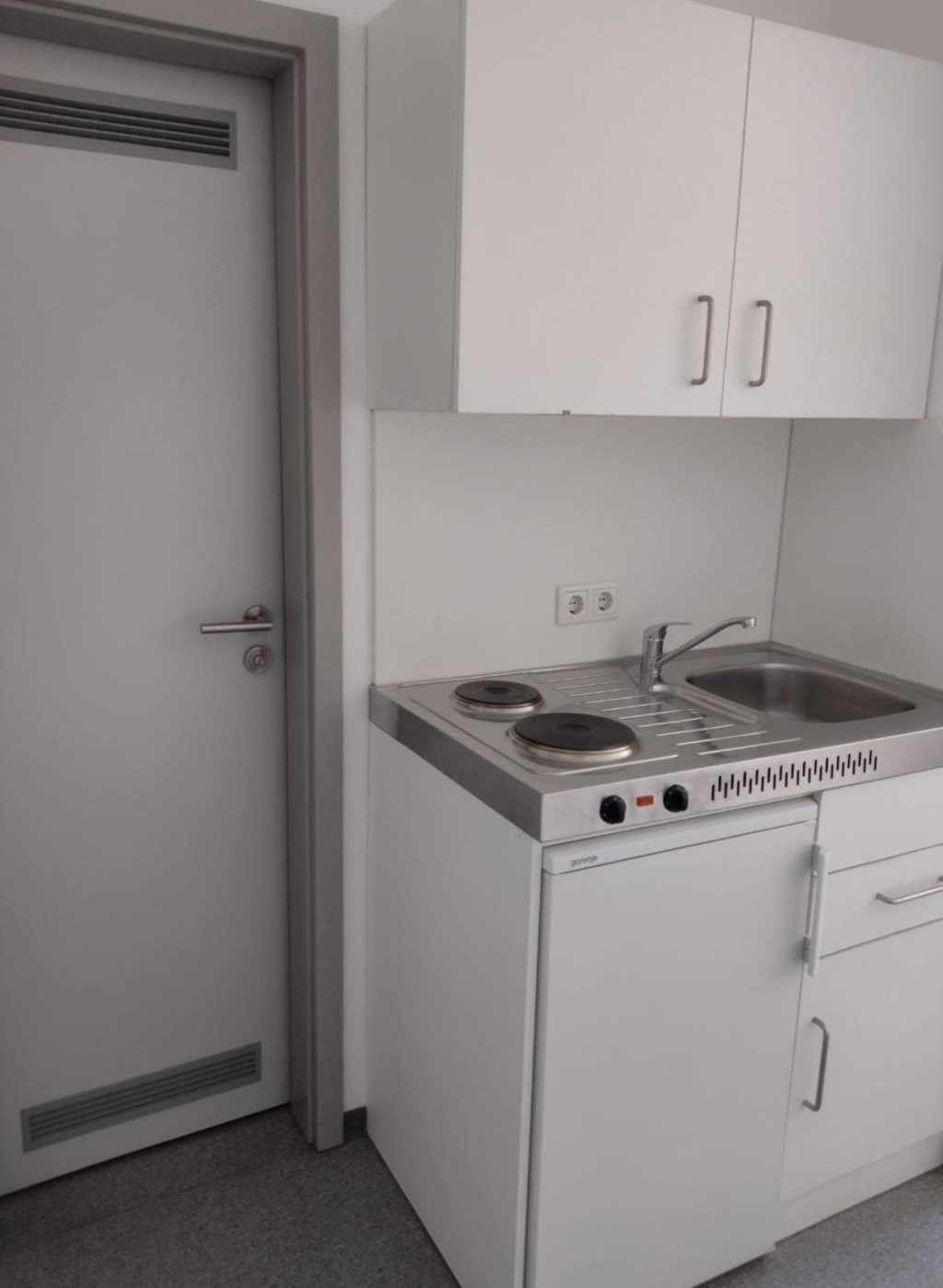 Schönes helles 1-Zimmer-Appartement, möbliert, Wohnheim Nähe Uni Hubland, NUR für Studierende ab 1.12. – 97218 Würzburg Campus Hubland Nähe Gerbrunn – Vorschaubild 12