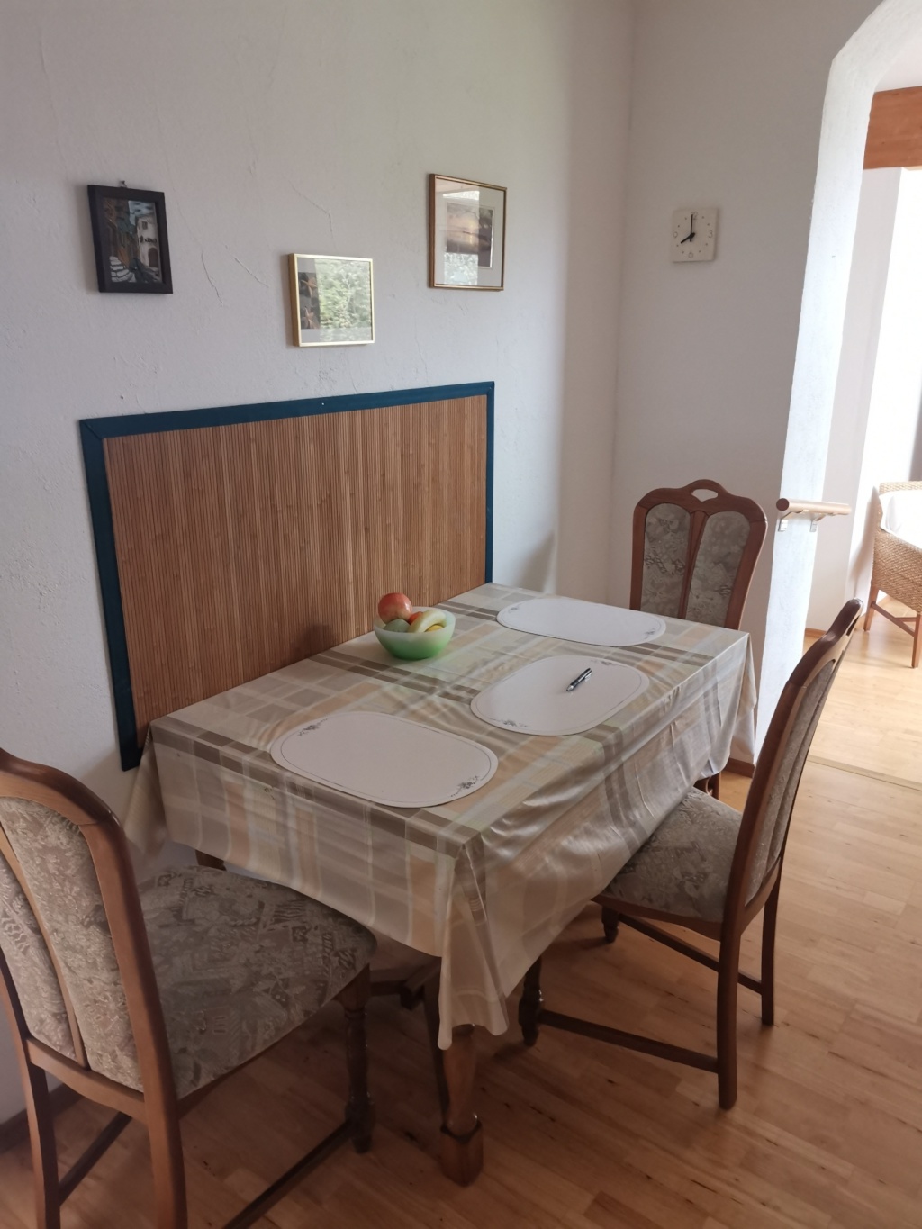 Habitación en WG Nord/Oberschleissheim Ernst-Udet-Str. - Esstisch