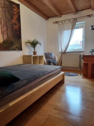 Anzeigenbild: 💎Absofort verfügbar Wg   Mobilierte Zimmer im Haus     ,Übergangszimmer     Zwischenmiete   in ruhige grüne Lage