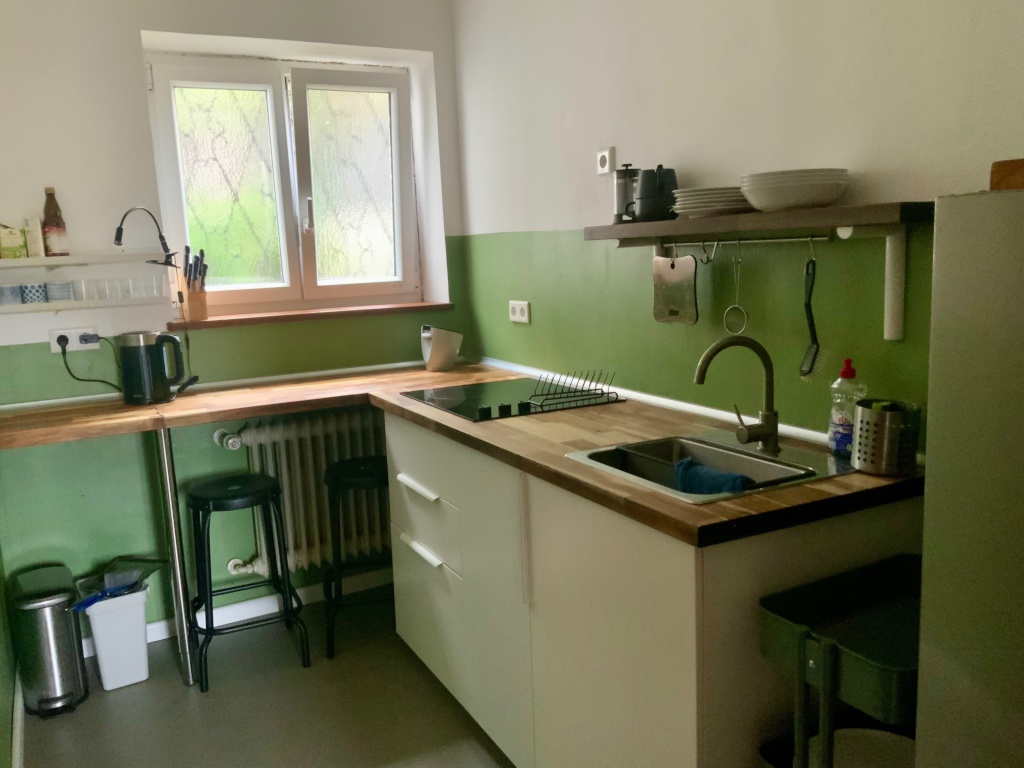 Charmante ruhige 1-Zimmer-Einliegerwohnung in Stuttgart Ost mit Gartennutzung 6 bis 9 Monate – Marquardtstr. 17, 70186 Stuttgart Ost – Vorschaubild 7