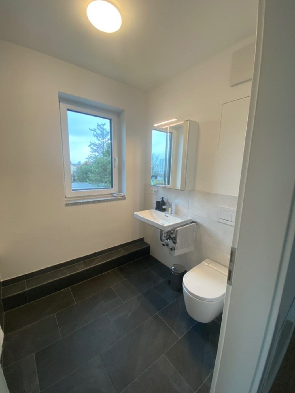 Flatshare Ramersdorf-Perlach Ottobrunnerstr 102 - Bathroom 2. FL