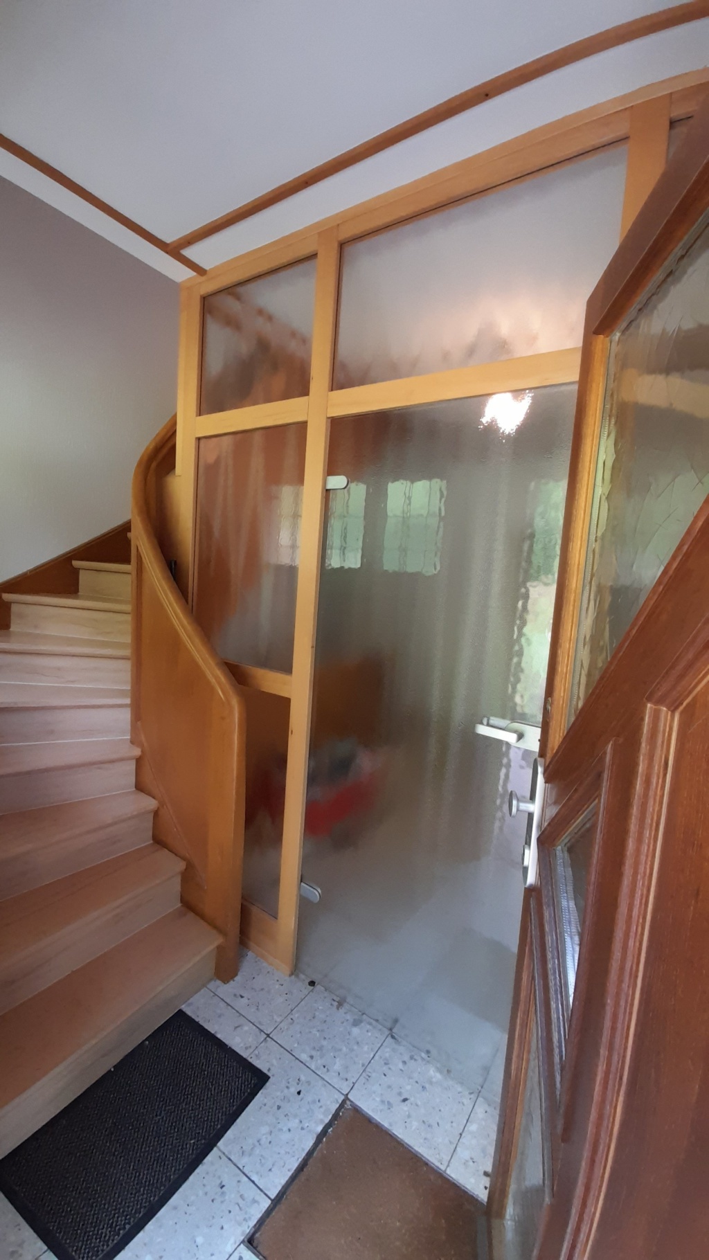 Apartamento Wehrda Unter dem Gedankenspiel - EG Diele/Treppenhaus