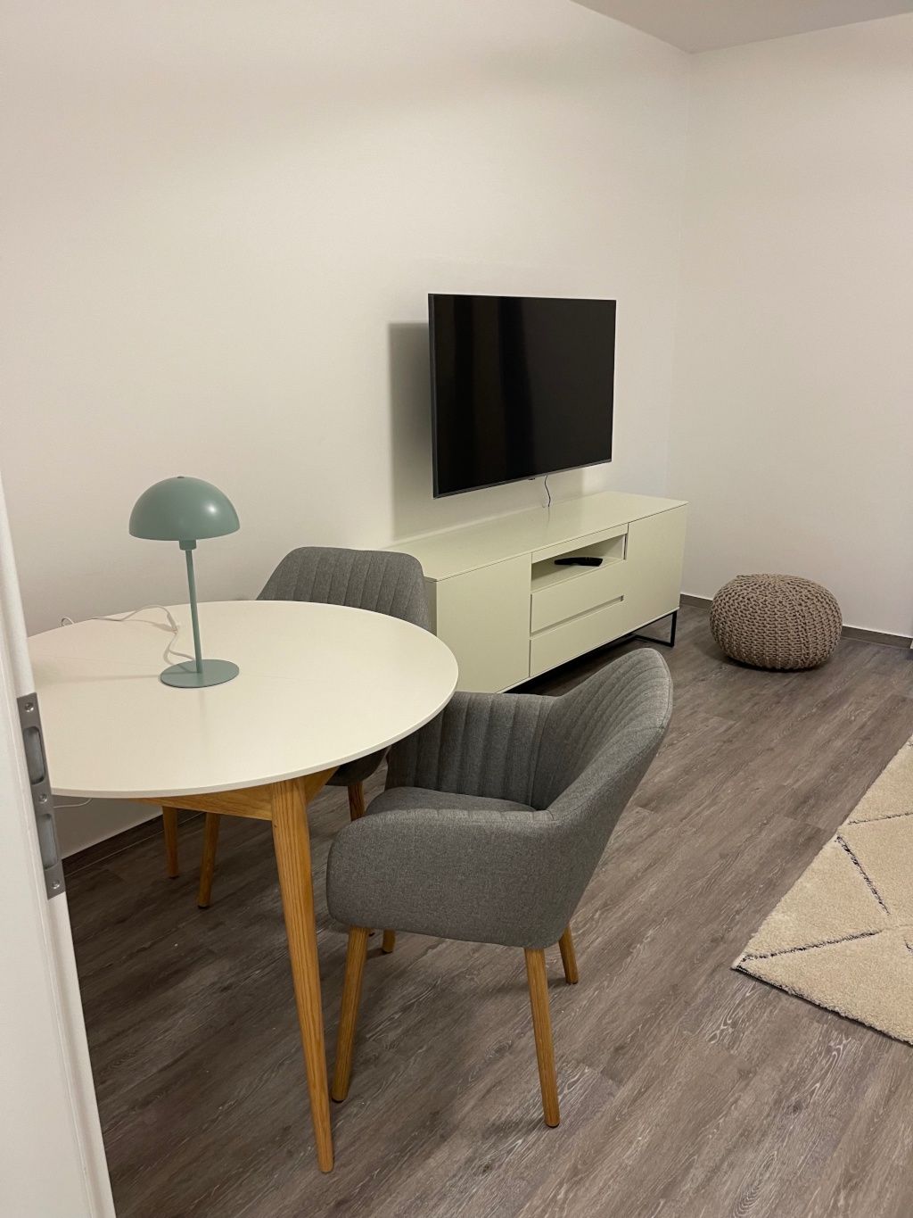 Möblierte Wohnung ab Dezember im Rheingauviertel Wiesbaden – Rauenthaler Straße 11A, 65197 Wiesbaden Rheingauviertel – Vorschaubild 11