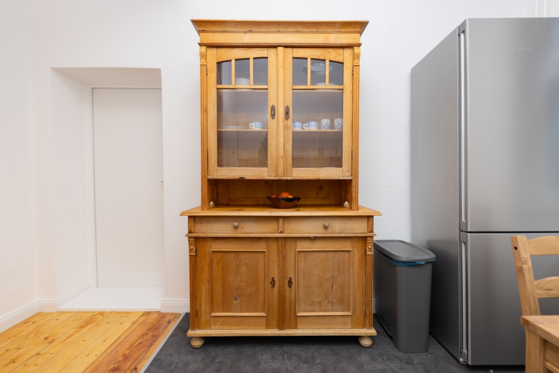 Habitación en WG Adlershof Hackenbergstr. 7 - Kitchen Shelf