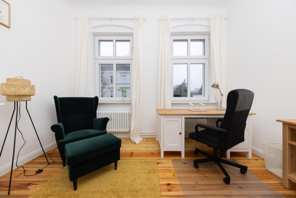 Habitación en WG Adlershof Hackenbergstr. 7 - Arm Chair