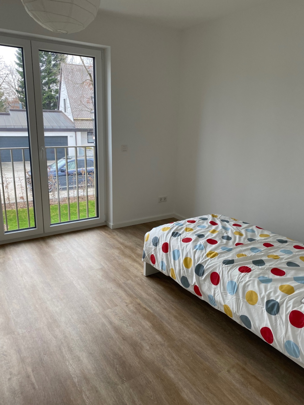 Flatshare Ramersdorf-Perlach Ottobrunnerstr 102 - Room 1. FL South