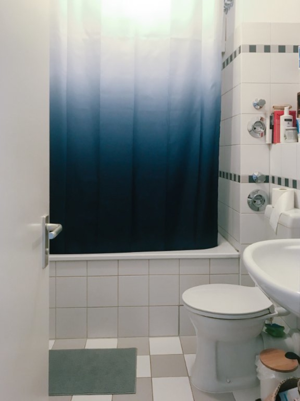 sublet 2-room 70 qm apartment in Kreuzberg – 10965 Berlin Kreuzberg – Vorschaubild 8