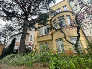 Ad image: Villa sucht Mitbewohner*innen - 2 Zimmer frei!
