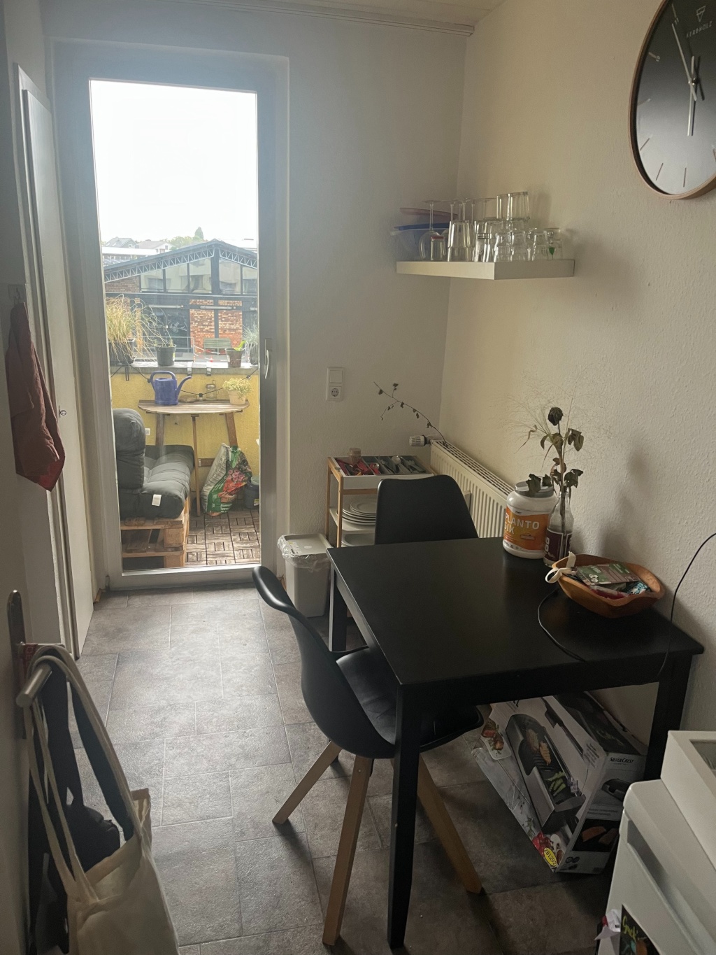 2 Zimmer Wohnung mit Balkon in Ehrenfeld (Zwischenmiete) – Vitalisstr. 96, 50827 Köln Ehrenfeld – Vorschaubild 4