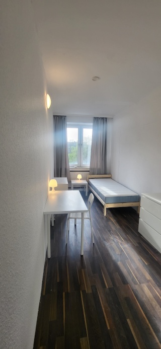 Anzeigenbild: 8er WG Nagelneu,  Stadtmitte, Shoppingmall