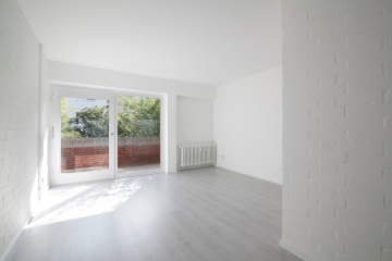 Anzeigenbild: 43 qm helles Singlestudio, 2 Zimmer, Einbauküche, Balkon