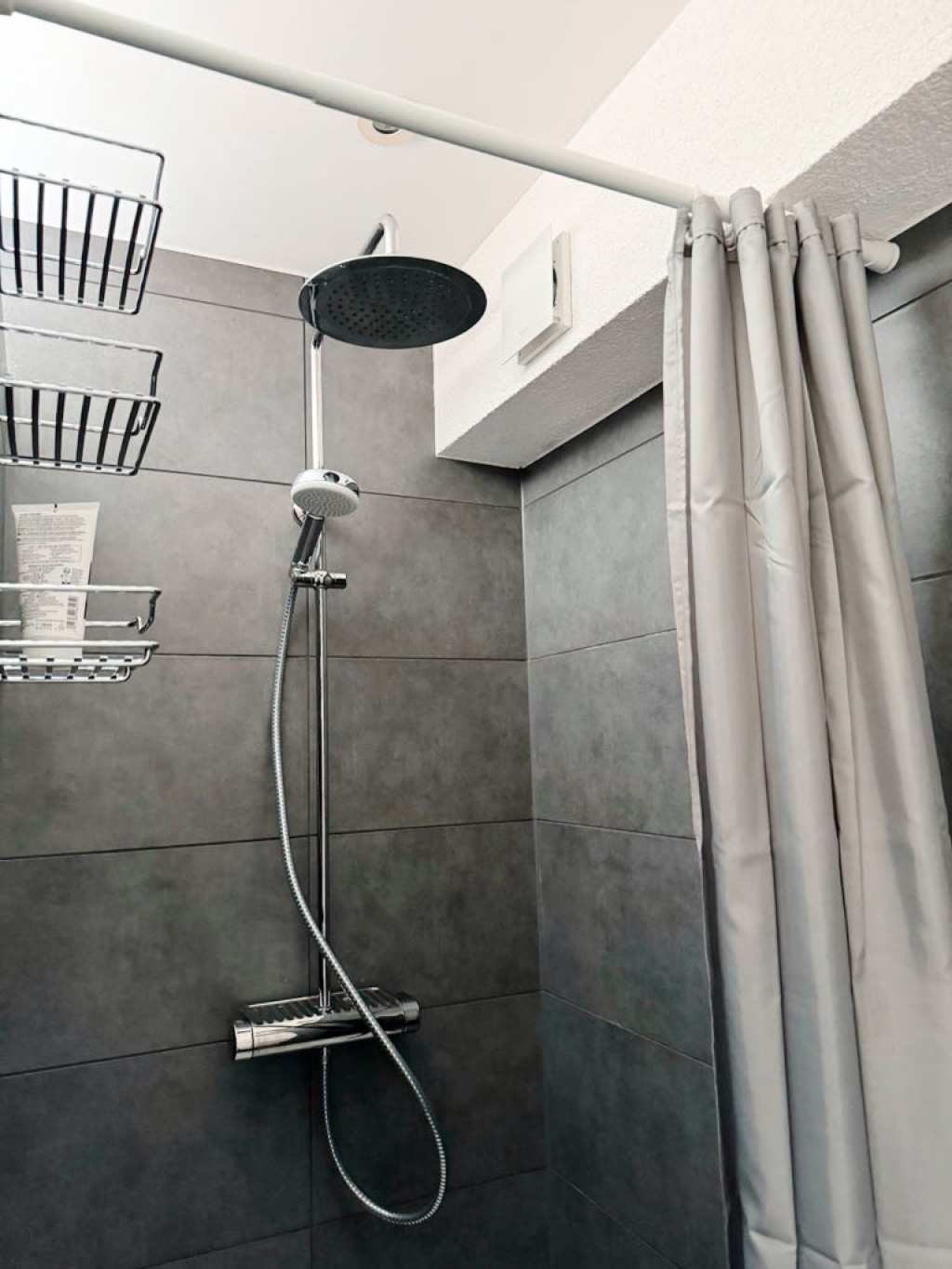 Flatshare Stammheim Wigandstraße 4 - Dusche