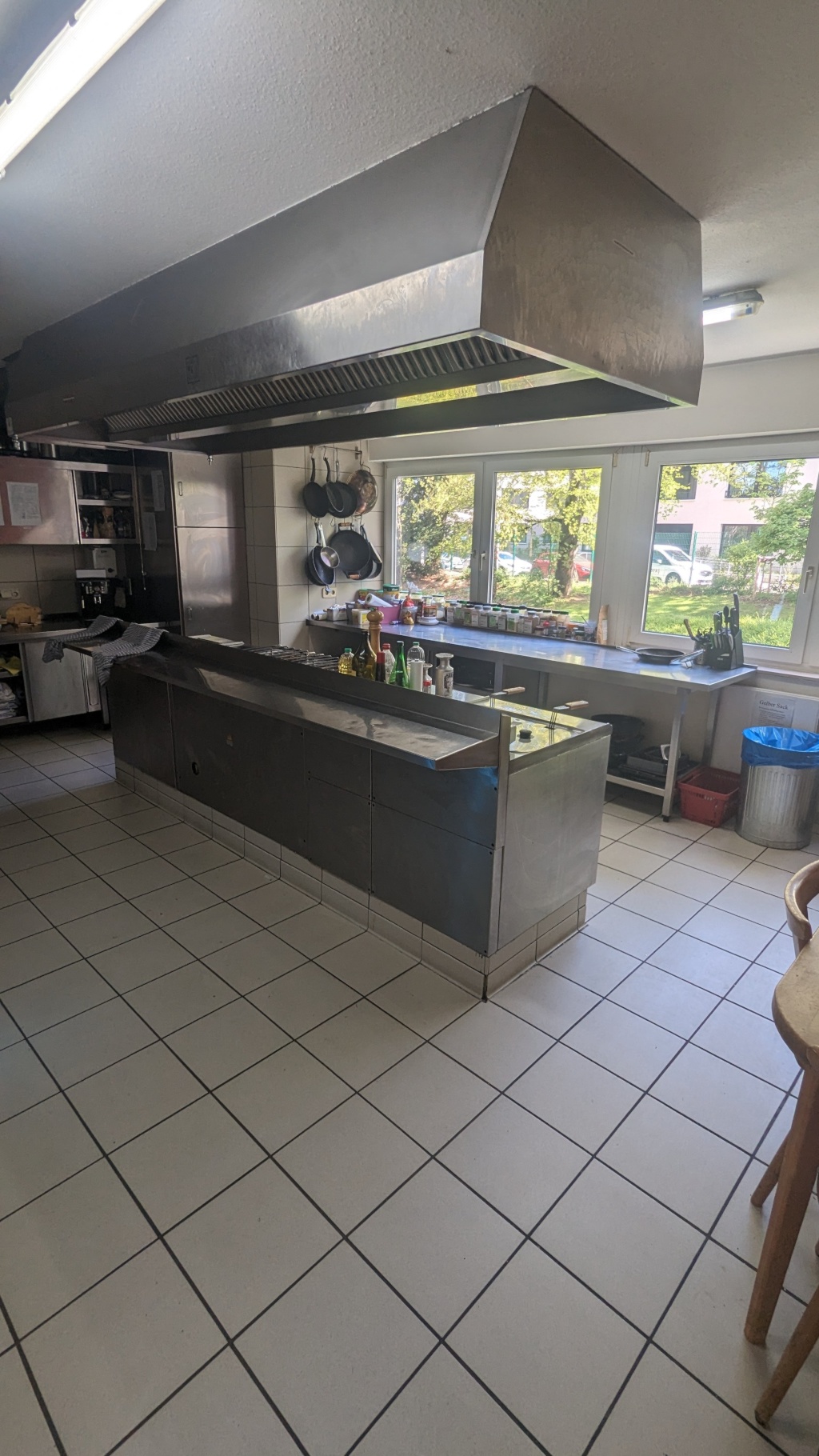 WG-Zimmer Ost Stafflenbergstr.66 - Küche 1