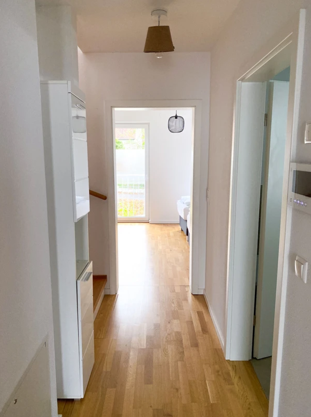 Modern Living / Reihenmittelhaus für bis zu 7 Personen – 93051 Regensburg Königswiesen-Dechbetten-Großprüfening – Vorschaubild 4