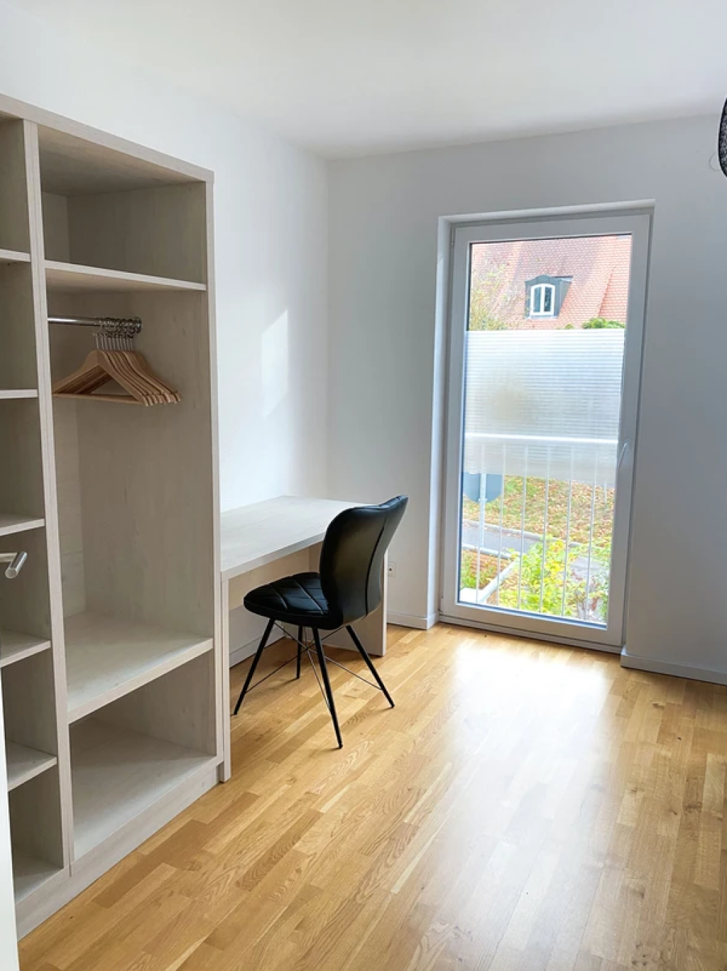 Modern Living / Reihenmittelhaus für bis zu 7 Personen – 93051 Regensburg Königswiesen-Dechbetten-Großprüfening – Vorschaubild 12