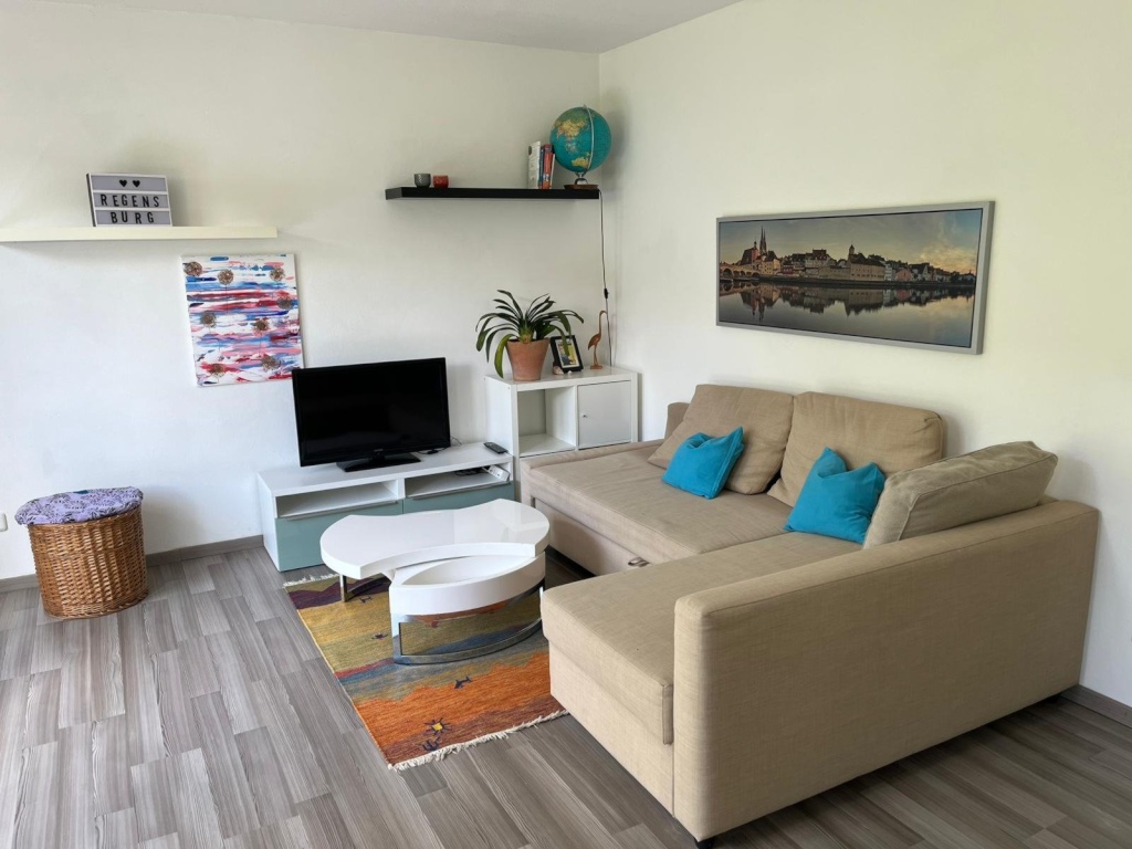 Zwischenmiete ab 01.12.2026: 2 Zimmer Wohnung mit Terrasse und Garten – 93051 Regensburg Kumpfmühl-Ziegetsdorf-Neuprüll – Vorschaubild 3