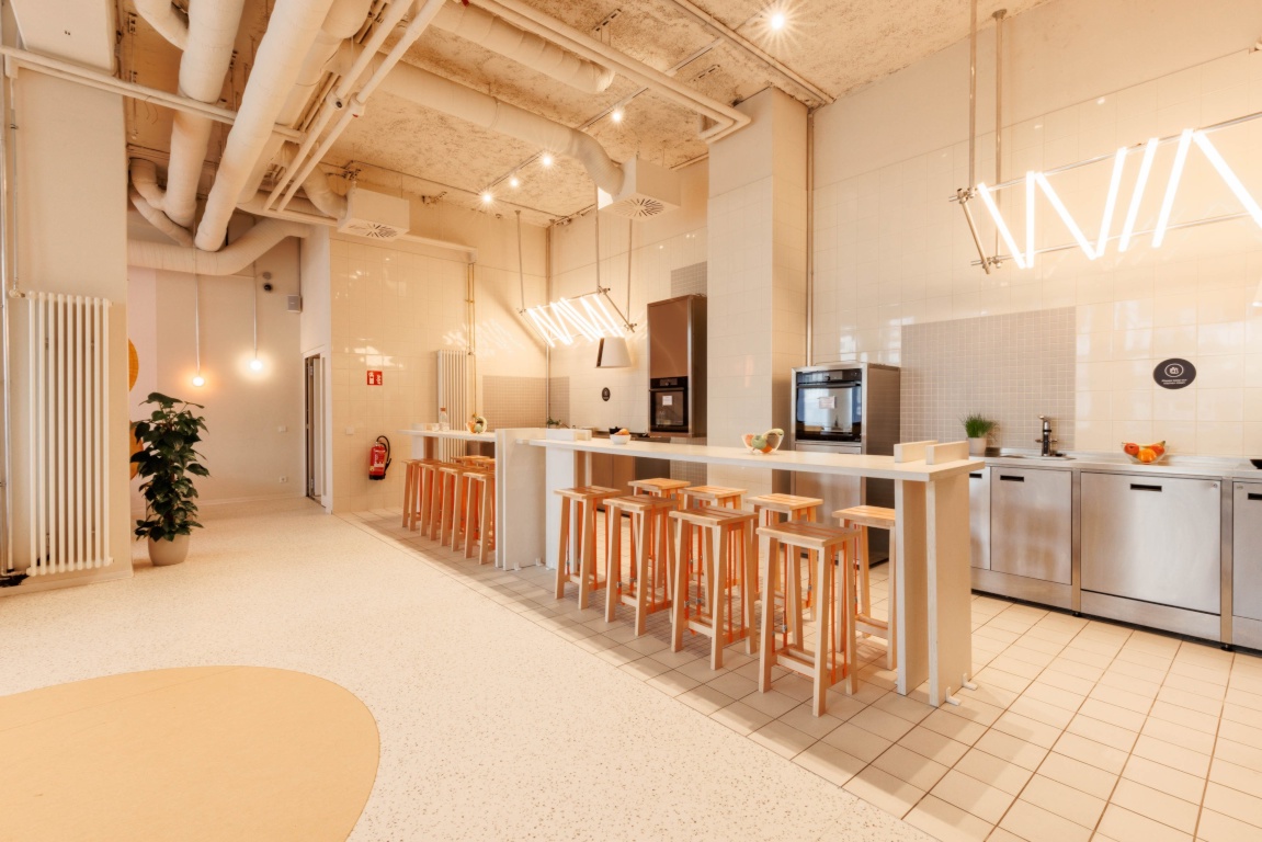 Estudio Gallusviertel Mainzer Landstraße 323 - THE FIZZ Frankfurt Kitchen A