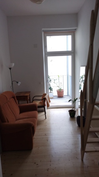 Anzeigenbild: Sehr ruhige, freundliche Wohnung ab Mitte/Ende August in Top-Lage