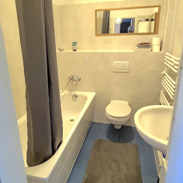 Flat Moabit Birkenstraße - Bad