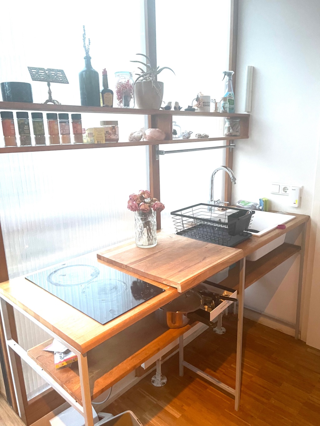 Sunny Top Floor Studio Fschain (short or long-term, mind. 3 Monate) – Jungstr 12, 10247 Berlin – Vorschaubild 6