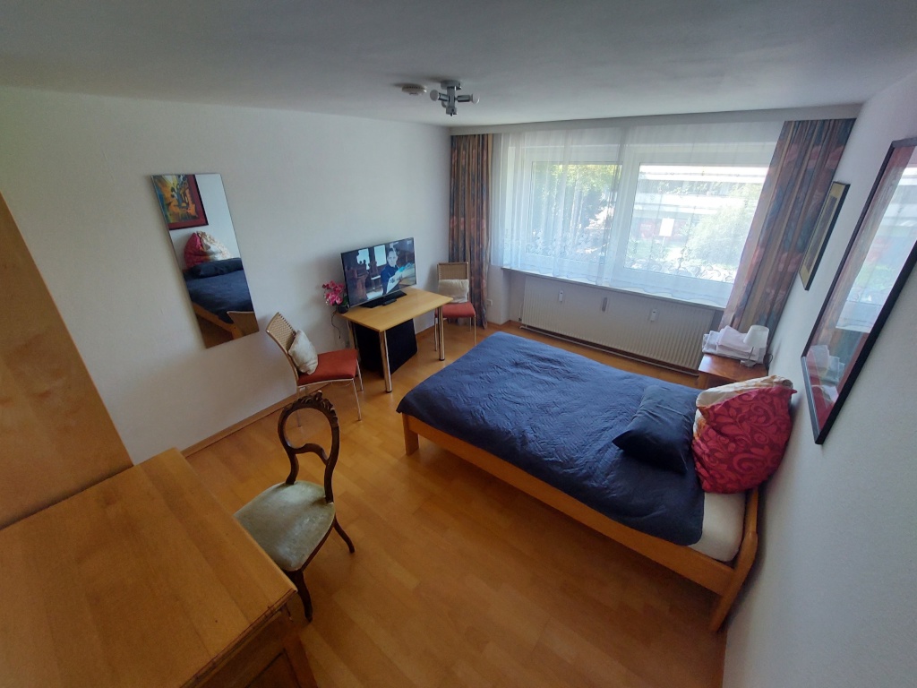 Flatshare Thalkirchen-Obersendling-Forstenried-Fürstenried-Solln Engadiner Strasse 6 - Das Zimmer hat area 16qm