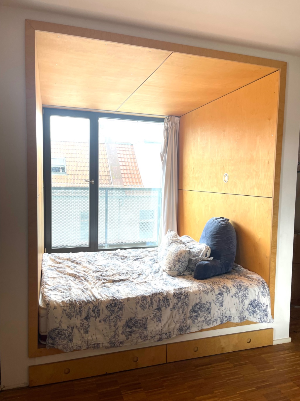Sunny Top Floor Studio Fschain (short or long-term, mind. 3 Monate) – Jungstr 12, 10247 Berlin – Bild 1 von 12