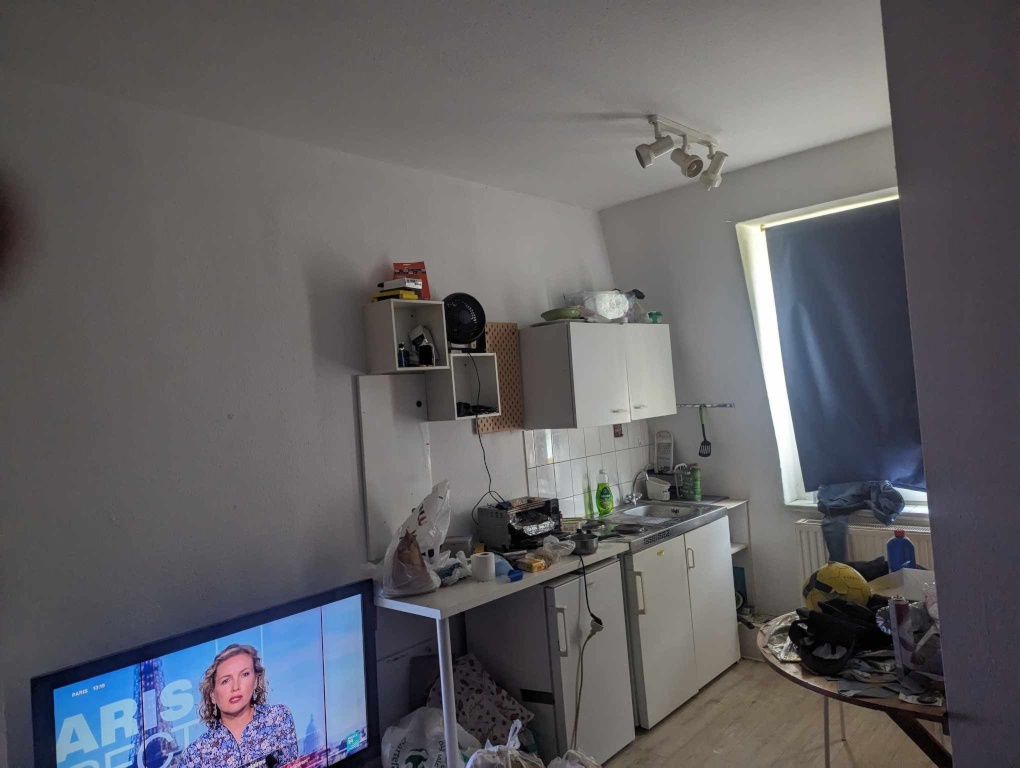 Nur für Studenten /Only for Students !!: Studioapartments im privaten Studierendenwohnheim –/Sublet of a Studio Apartment in a Private Student Dormitory – 44149 Dortmund Dorstfeld – Vorschaubild 2