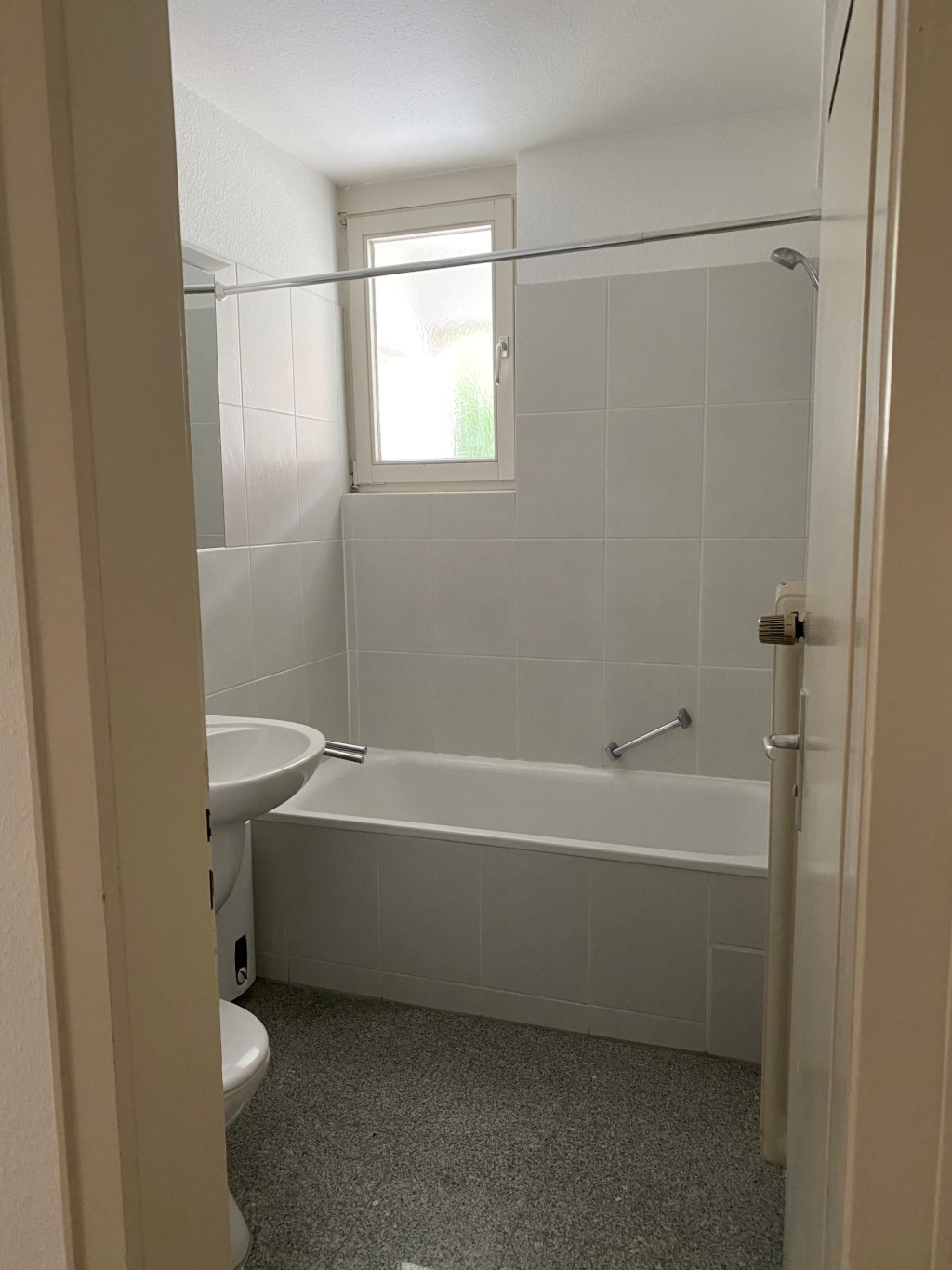 Sonnige 1 Zimmer Wohnung in Bad Cannstatt – Erbsenbrunnengasse 11, 70372 Stuttgart Bad Cannstatt – Vorschaubild 10