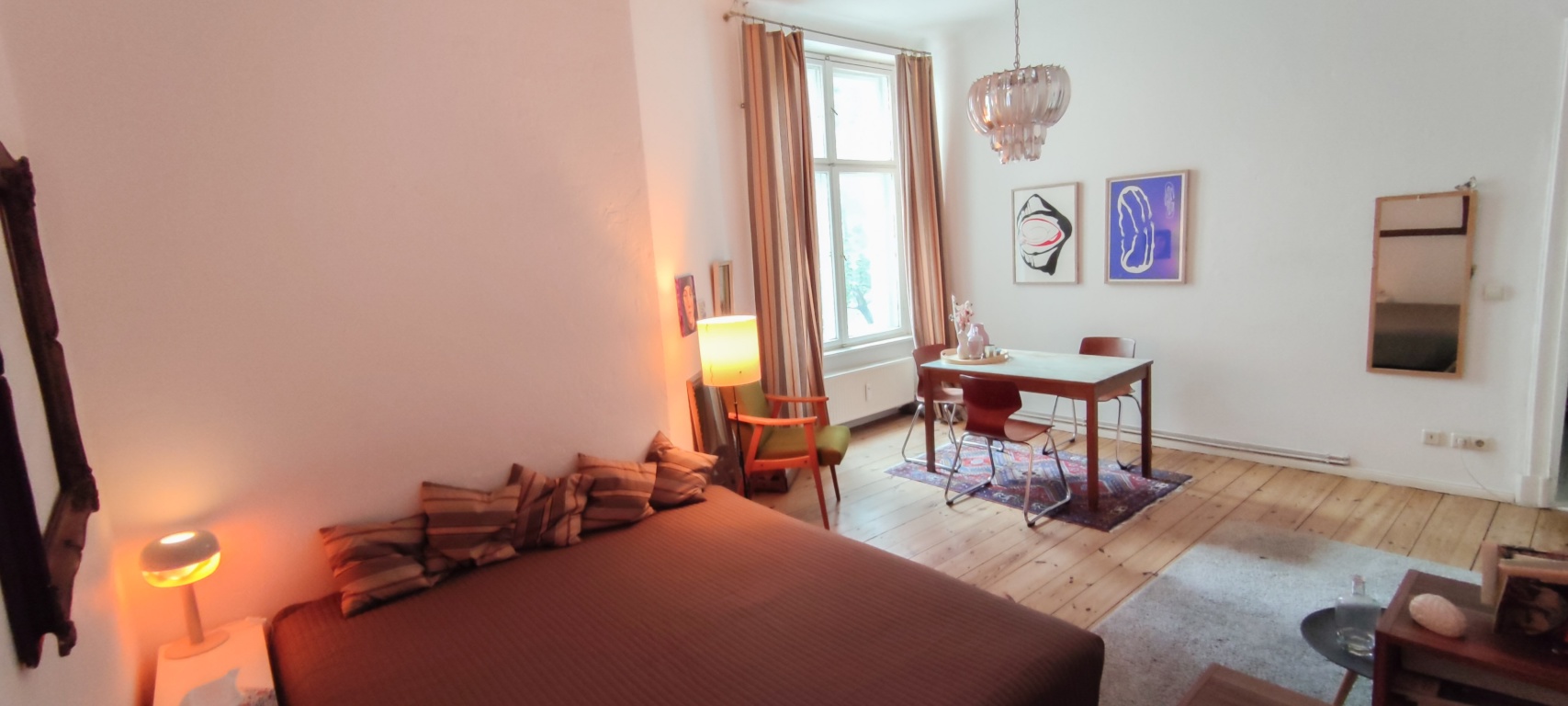 Friedrichshain Simon-Dach-Kiez - helle, ruhige, saubere Wohnung ab Mitte AUGUST 26
