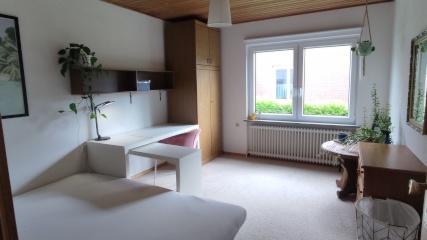 Anzeigenbild: WG-Zimmer mit Garten zur Zwischenmiete frei