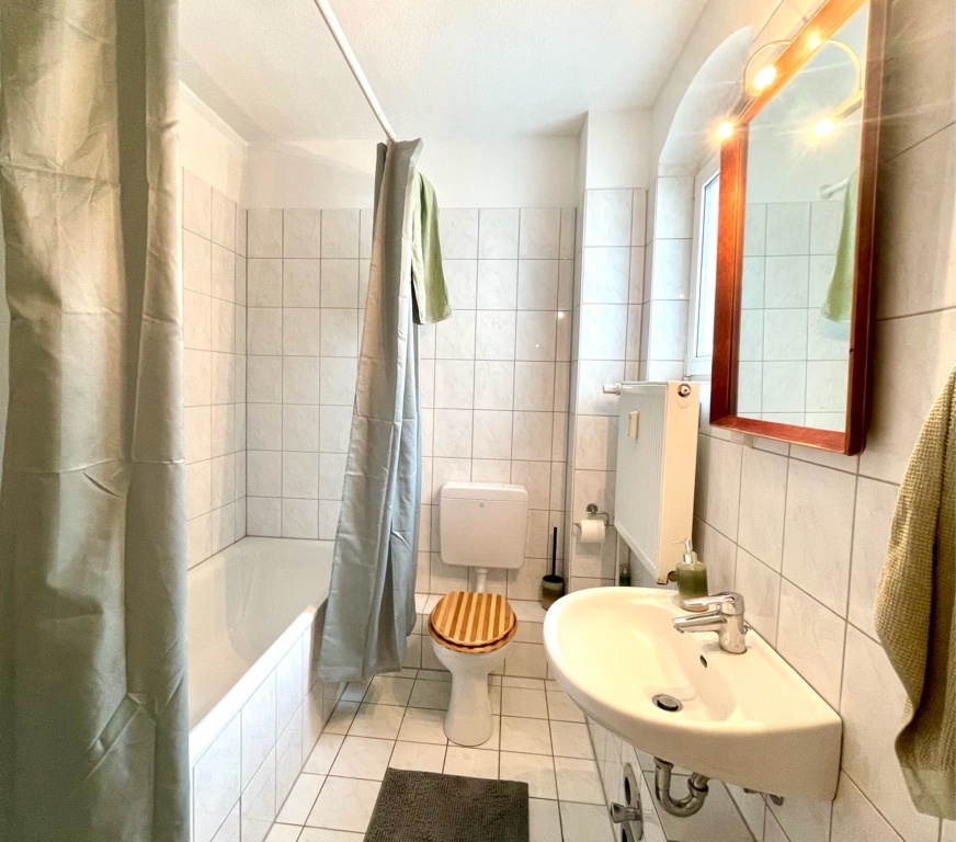 WG-Zimmer Gallus Gallusviertel Bei Tram Haltestelle Rebstöckerstraße - Bild 10