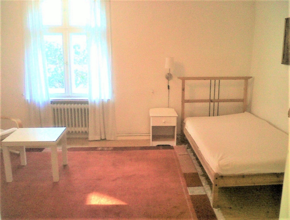 Drei - Zimmer Einliegeretage - frei - Anmeldung möglich – nahe S-Bahnhof / S1, 13467 Berlin Hermsdorf – Vorschaubild 2