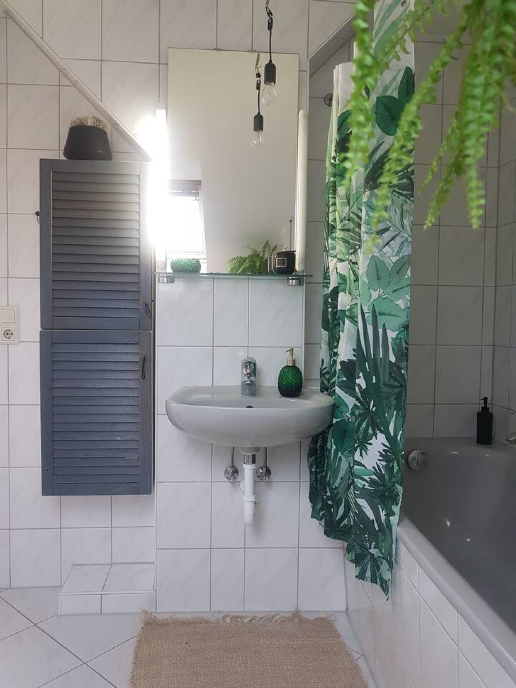 Stilvolle 2-Zimmer-Wohnung mit Fernblick & optionalem Carport – Forststraße 87, Stuttgart 70176 Stuttgart West – Vorschaubild 8