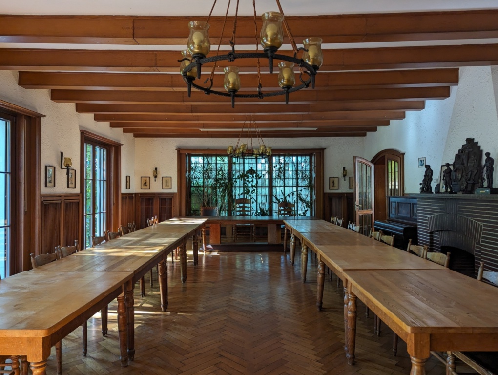 Habitación en WG Aachen Melatener Straße 48 - Saal (rechte Hälfte)
