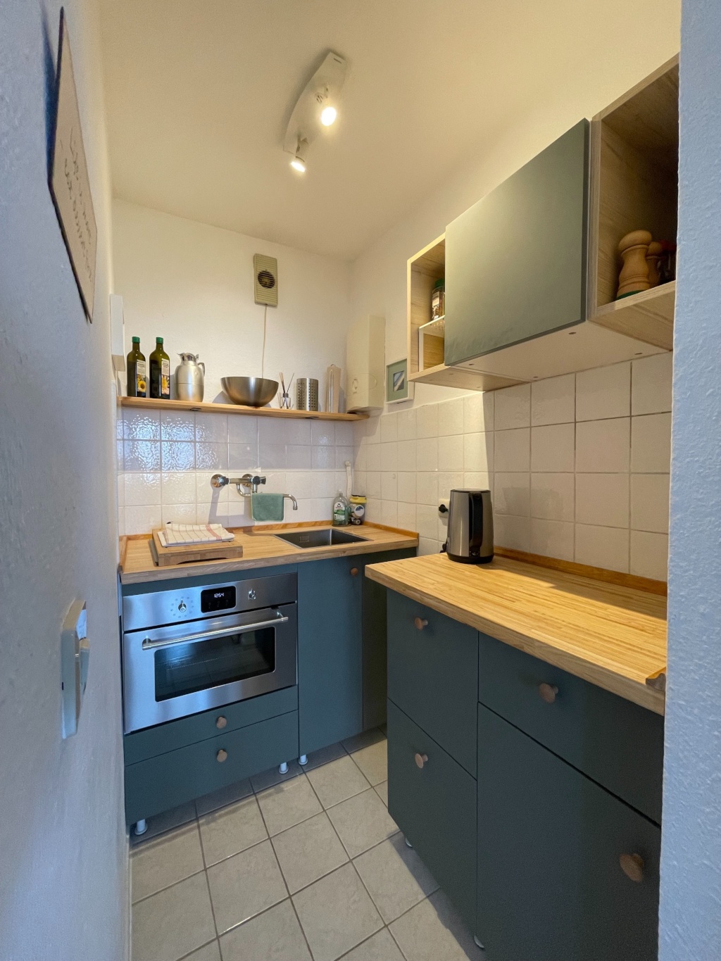 Gemütliche 1,5-Zimmerwhg. mit Balkon in Rheinnähe an Einzelperson – Rhenusallee, 53227 Bonn Beuel – Vorschaubild 4