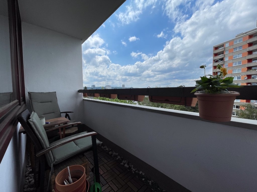 Gemütliche 1,5-Zimmerwhg. mit Balkon in Rheinnähe an Einzelperson
