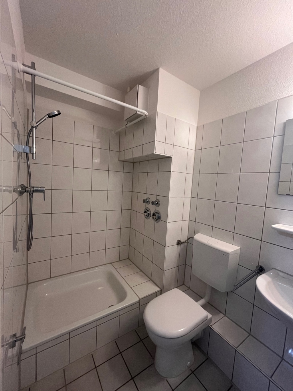 Modernes Appartement im Klinikviertel ab 01.10. verfügbar – 44137 Dortmund Klinikviertel – Vorschaubild 8